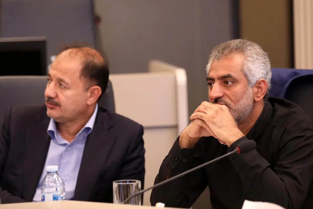 بررسی راهکارهای توسعه تجارت کشور در پساجنگ در کمیسیون صنایع