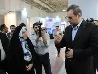 بازدید مشاور رئیس‌جمهور از غرفه منطقه آزاد ماکو در نمایشگاه بین‌المللی حمل‌ونقل و لجستیک
