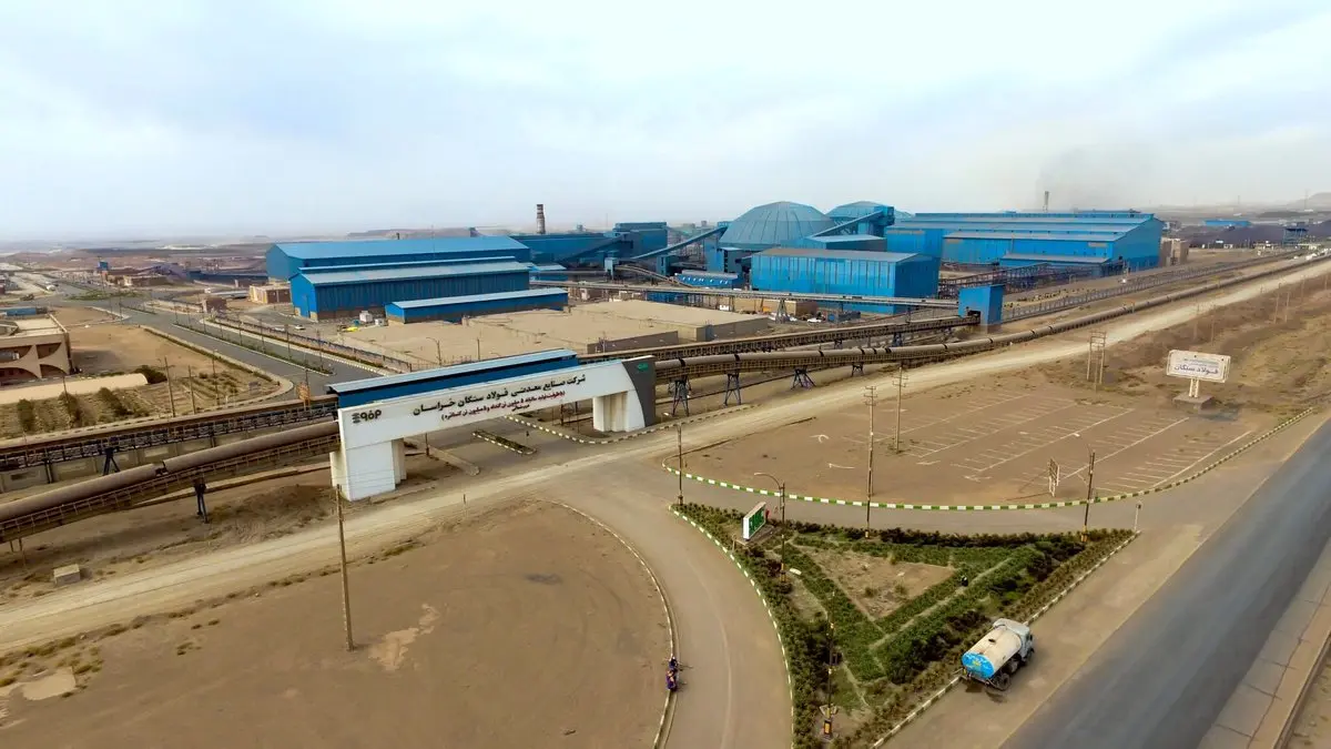 درخشش فولاد سنگان در طرحهای توسعهای و بهینه سازی مصرف انرژی با وجود محدودیت ها