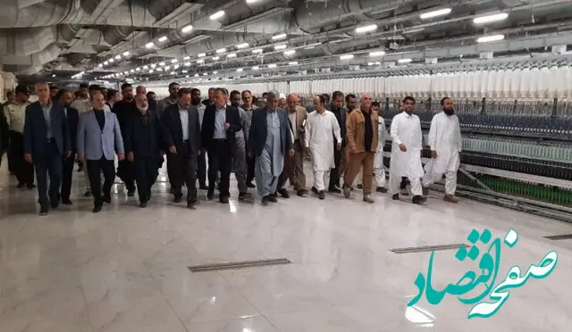 بازدید وزیر صمت از خط ریسندگی کارخانه بافت بلوچ ایرانشهر