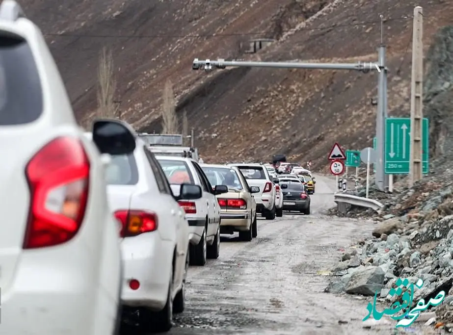 از انسداد جاده چالوس و ترافیک سنگین در محورهای شمالی تا بارش باران در برخی از جاده‌ ها