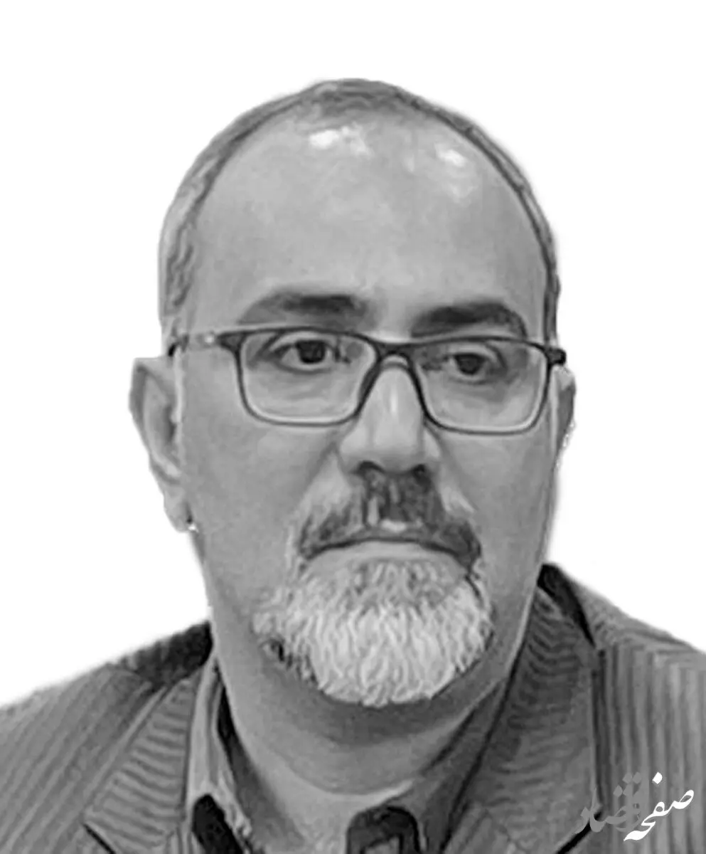 کشورها با بمب فرو نمی‌ریزند، با فروپاشی نهادها می‌میرند