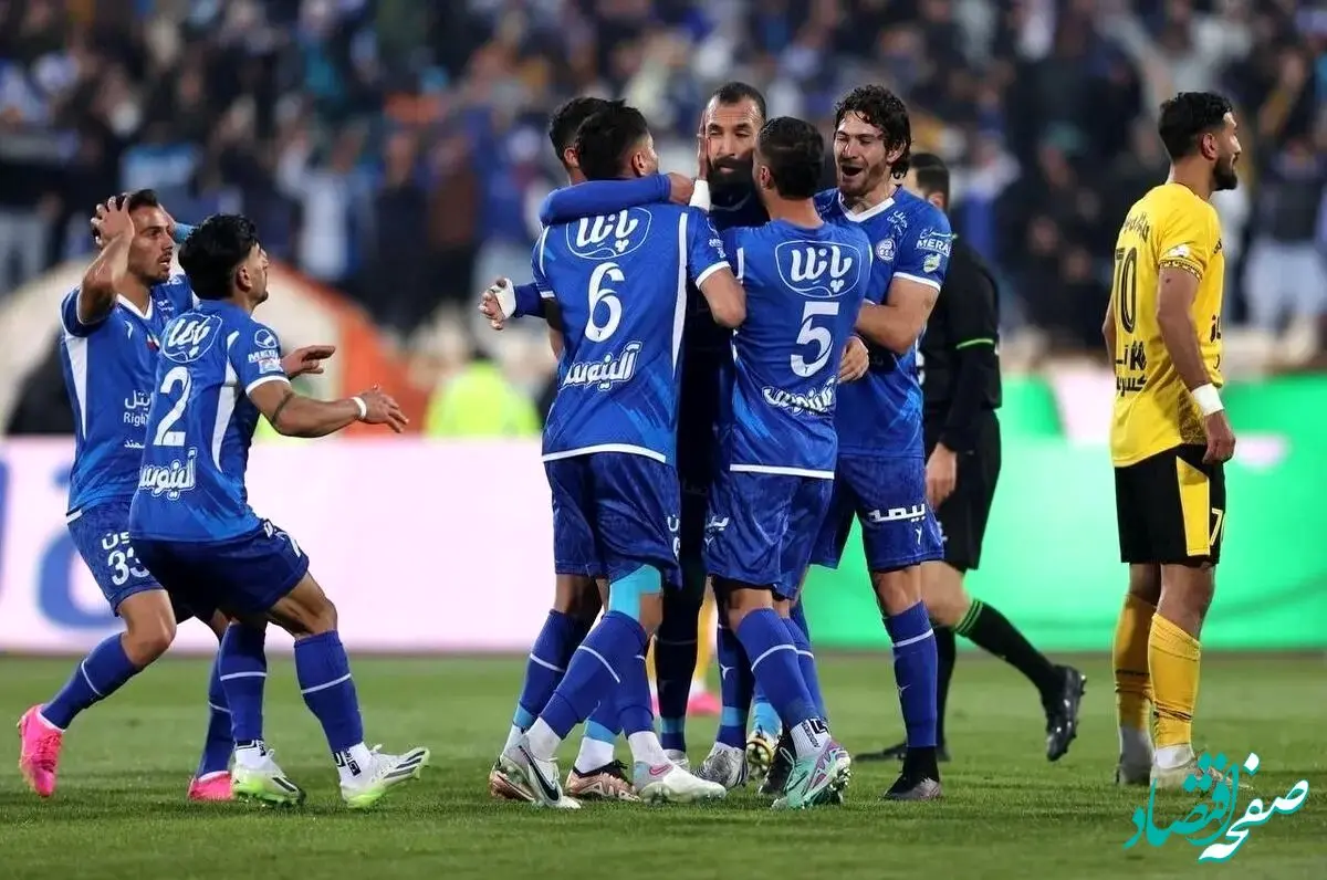 نتیجه و پخش زنده بازی فوتبال استقلال و سپاهان امروز پنجشنبه ۱۳ دی ۱۴۰۳ 