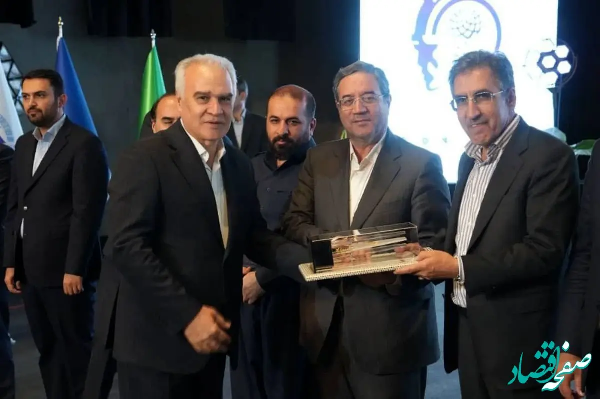 طلای زرشوران واحد نمونه صنعتی کشور در سال ۱۴۰۴ شد