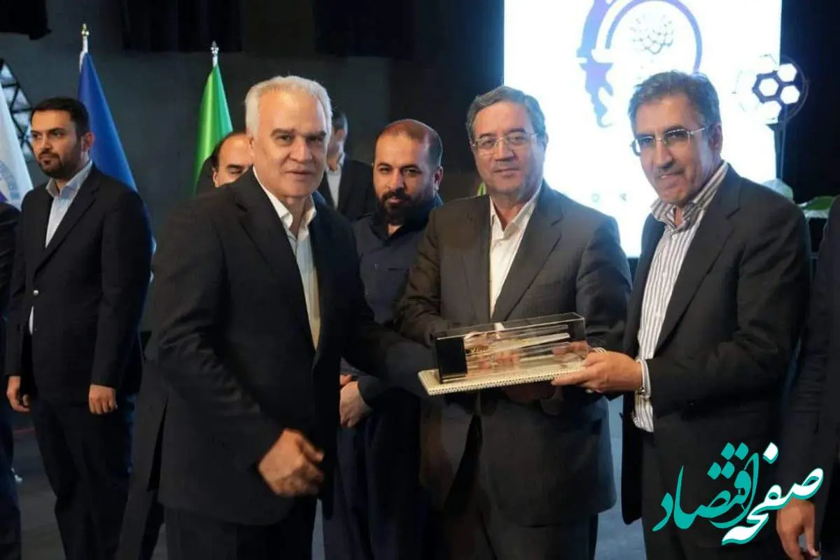 طلای زرشوران واحد نمونه صنعتی کشور در سال ۱۴۰۴ شد