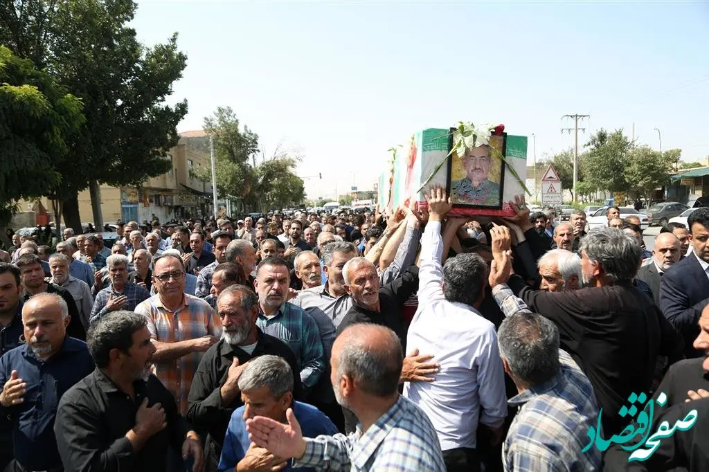 مراسم تشییع پیکر شهید جانباز سرافراز خیراله خواجه