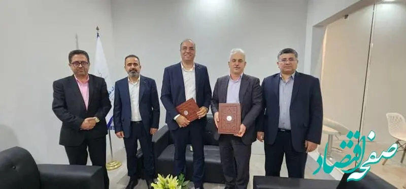 در ایران پتروکم توافقات یک همتی فجر انرژی با تولیدکنندگان داخلی صنعت پتروشیمی منعقد شد
