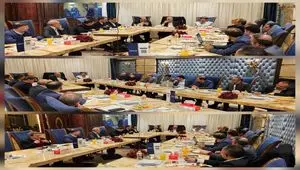 حضور مدیرعامل فولاد اکسین خوزستان در نشست تخصصی شرکت‌ های بزرگ فولادی کشور