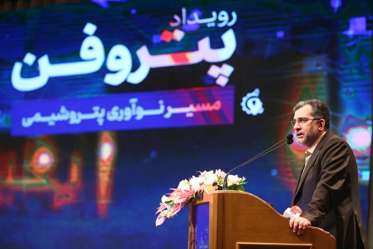 فروش حدود ۴۳۰ هزار میلیارد تومان محصولات دانش‌بنیان در سال ۱۴۰۱