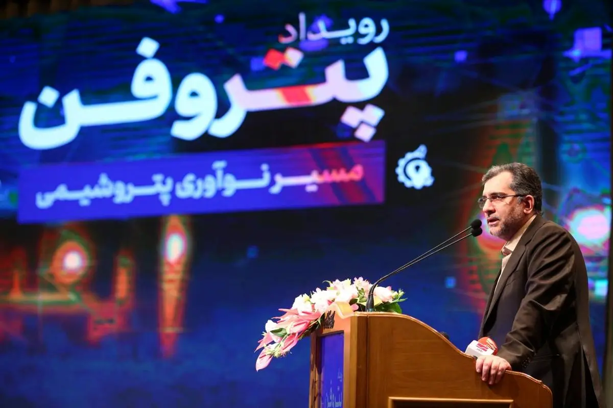 فروش حدود ۴۳۰ هزار میلیارد تومان محصولات دانش‌بنیان در سال ۱۴۰۱