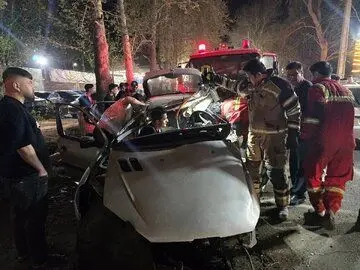 تصادف مرگبار در فیروزآباد؛ ۳ مرد افغان جان خود را از دست دادند