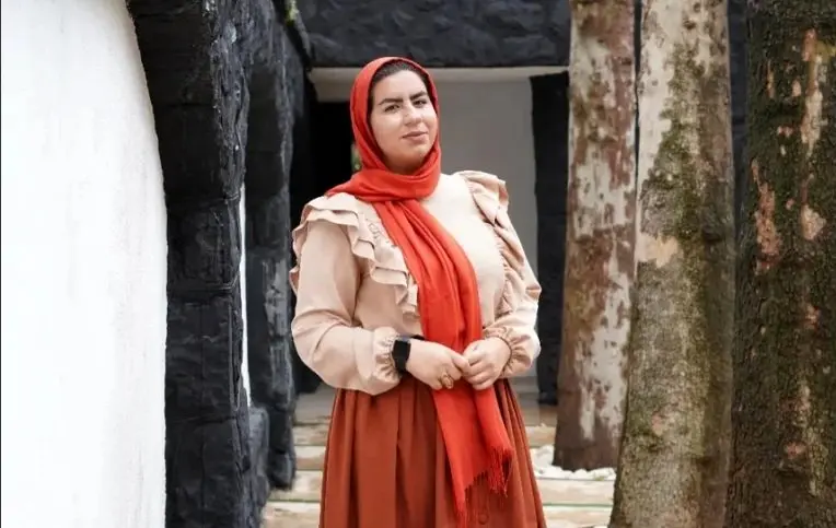 کتاب زندگی روناک؛ عشق بی انتها / گفتگوی صمیمانه با صهبا شرافتی 