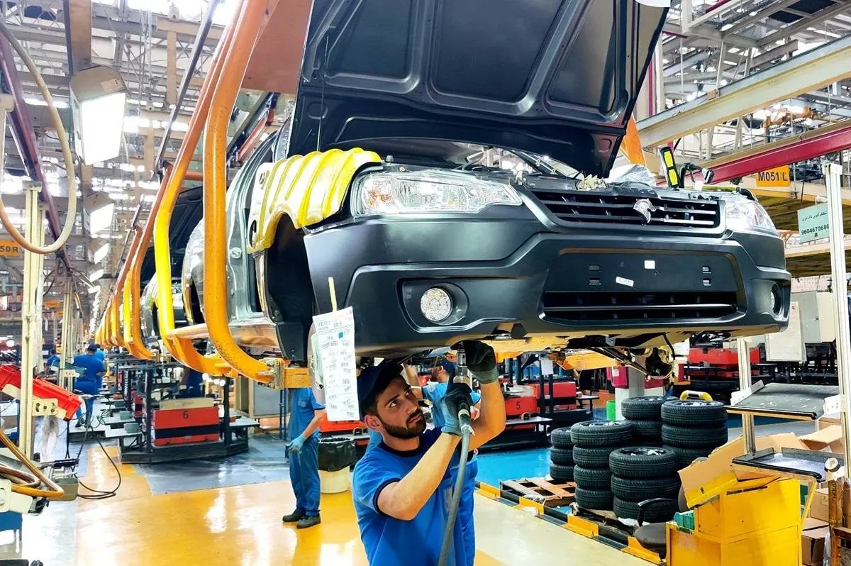 جدول قیمت خودرو محصولات ایران خودرو دوشنبه ۶ مرداد ۱۴۰۴ | جدیدترین قیمت خودرو پژو | افت قیمت ۳۰ تا ۶۰ میلیونی