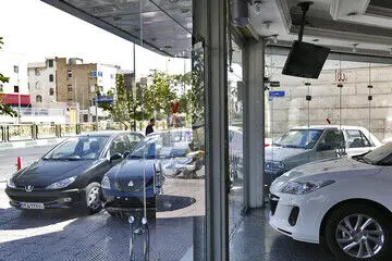 قیمت خودرو در بازار امروز سقوط کرد / قیمت این خودرو ۲۵۰ میلیون تومان ریزش کرد
