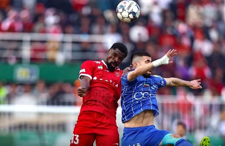 تساوی بازی استقلال و پرسپولیس امروز جمعه ۱۴ آذر ماه ۱۴۰۴ 