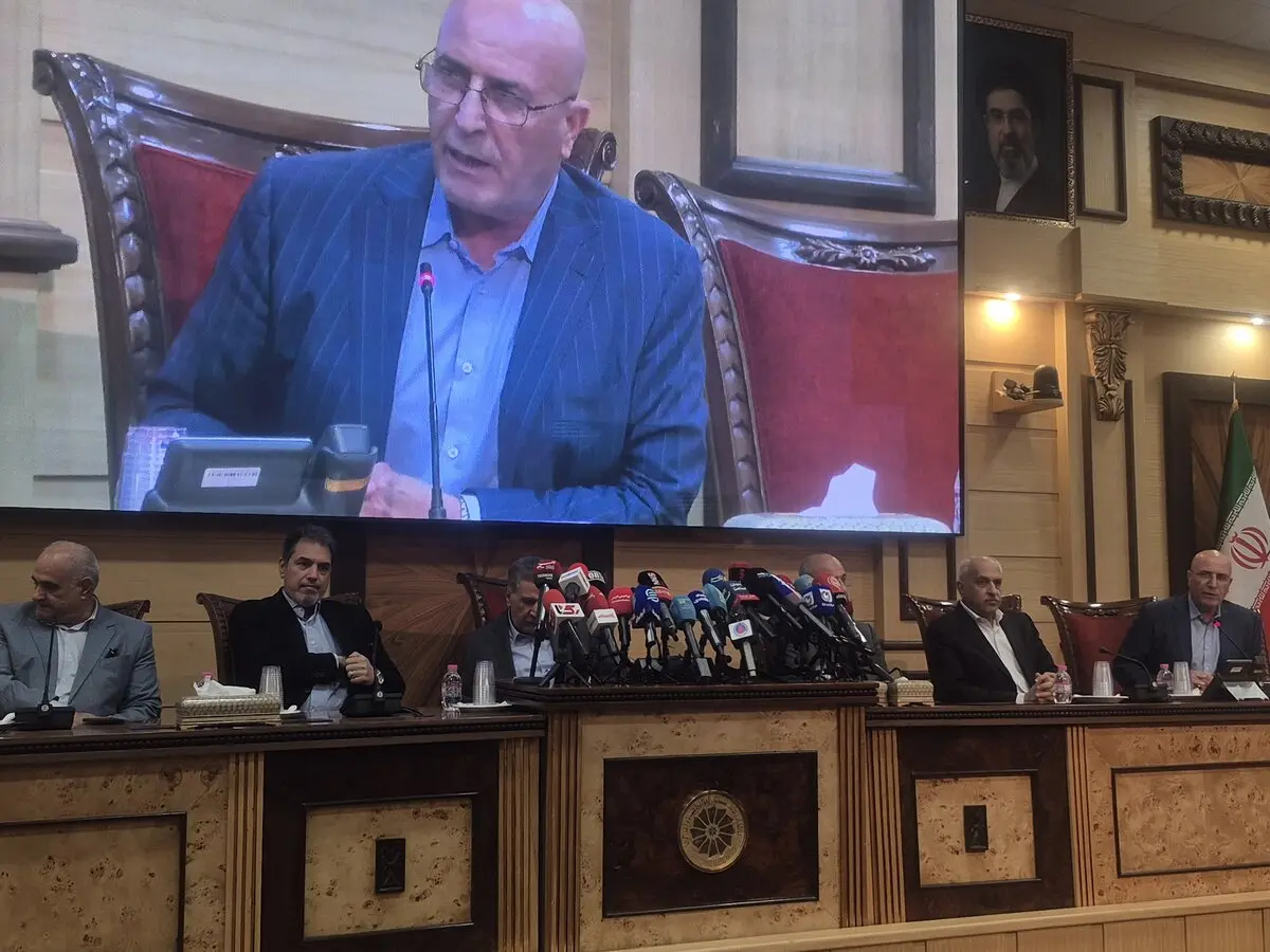 حسن زاده: دشمن به دنبال تضعیف برنامه های اقتصادی کشور است