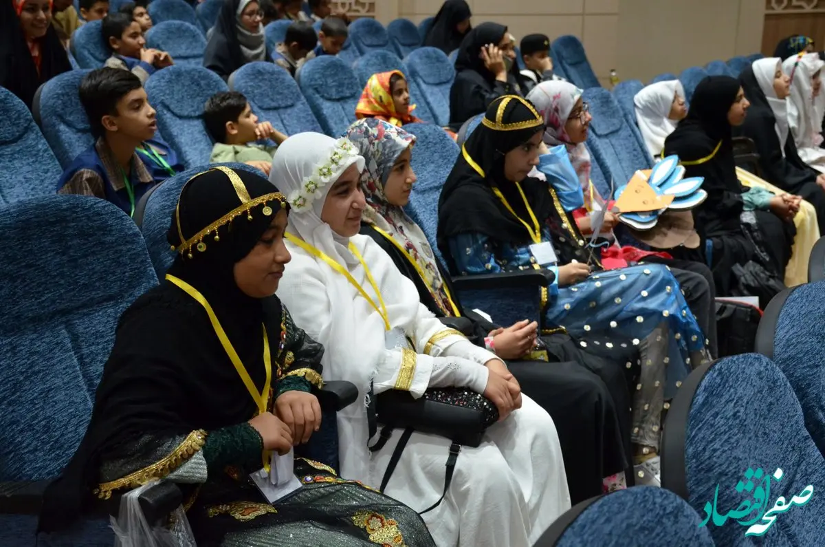 دومین جشنواره فرهنگی هنری «مهر راه ایمان» برگزار شد