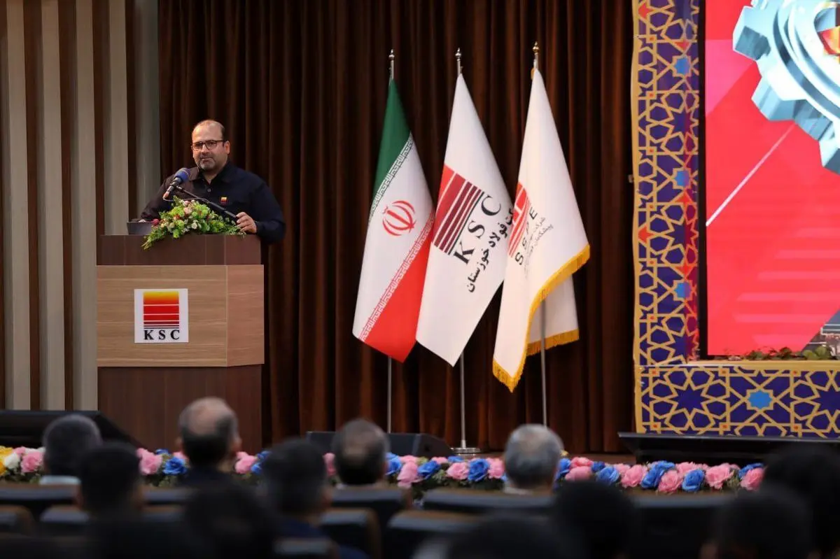 همزمان با پانزدهمین سال اوج‌گیری؛ گردهمایی باشکوه مسئولان و کارکنان شرکت مهندسین مشاور پیشگامان فولاد جنوب برگزار شد
