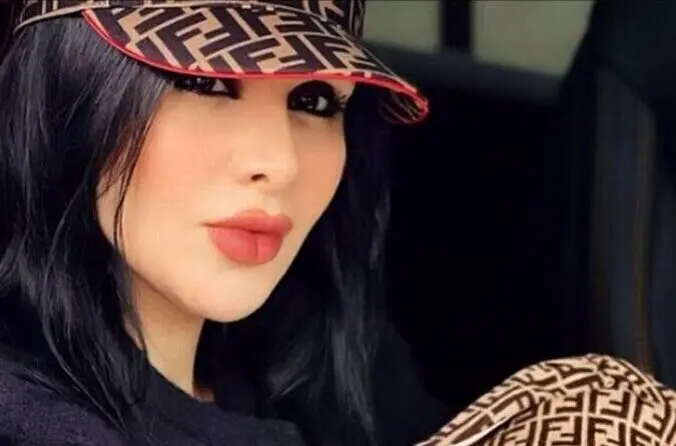 دنیا جهانبخت برای یک مشت دلار بی حیا شد! | بعد از خالی شدن جیب هایش !
