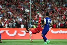 محرومیت تماشاگران مرد پرسپولیس در دیدار با استقلال خوزستان | تابلوی ورود آقایون ممنوع در استادیوم!