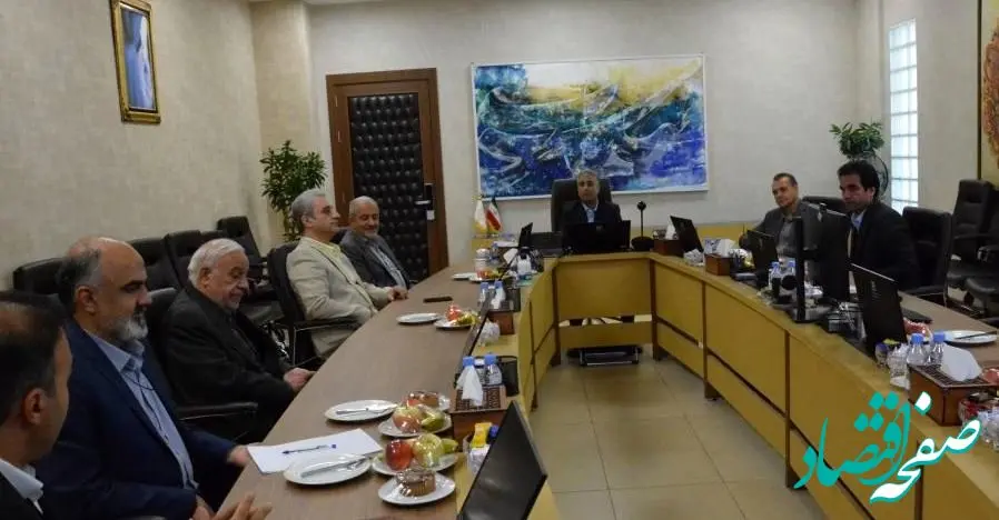 تقدیر از آزادگان بانک صنعت و معدن در سالروز بازگشت آزادگان به میهن اسلامی