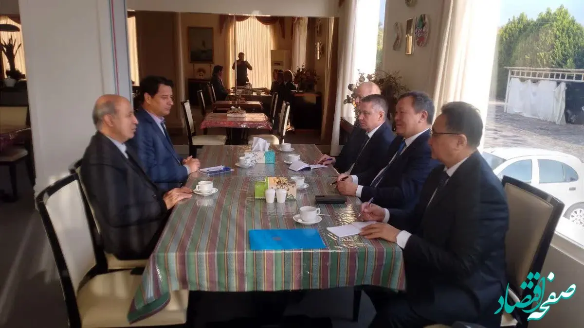 دیدار سفیر قزاقستان با مدیرعامل سازمان منطقه آزاد اینچه‌برون