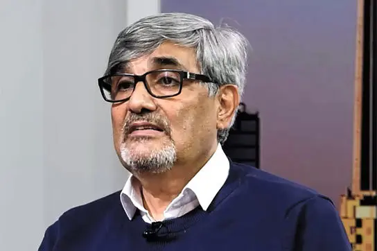 توافق ایران و آمریکا نزدیک است | روغنی زنجانی: وضعیت اقتصادی ایران مشابه سال‌های پایانی جنگ است