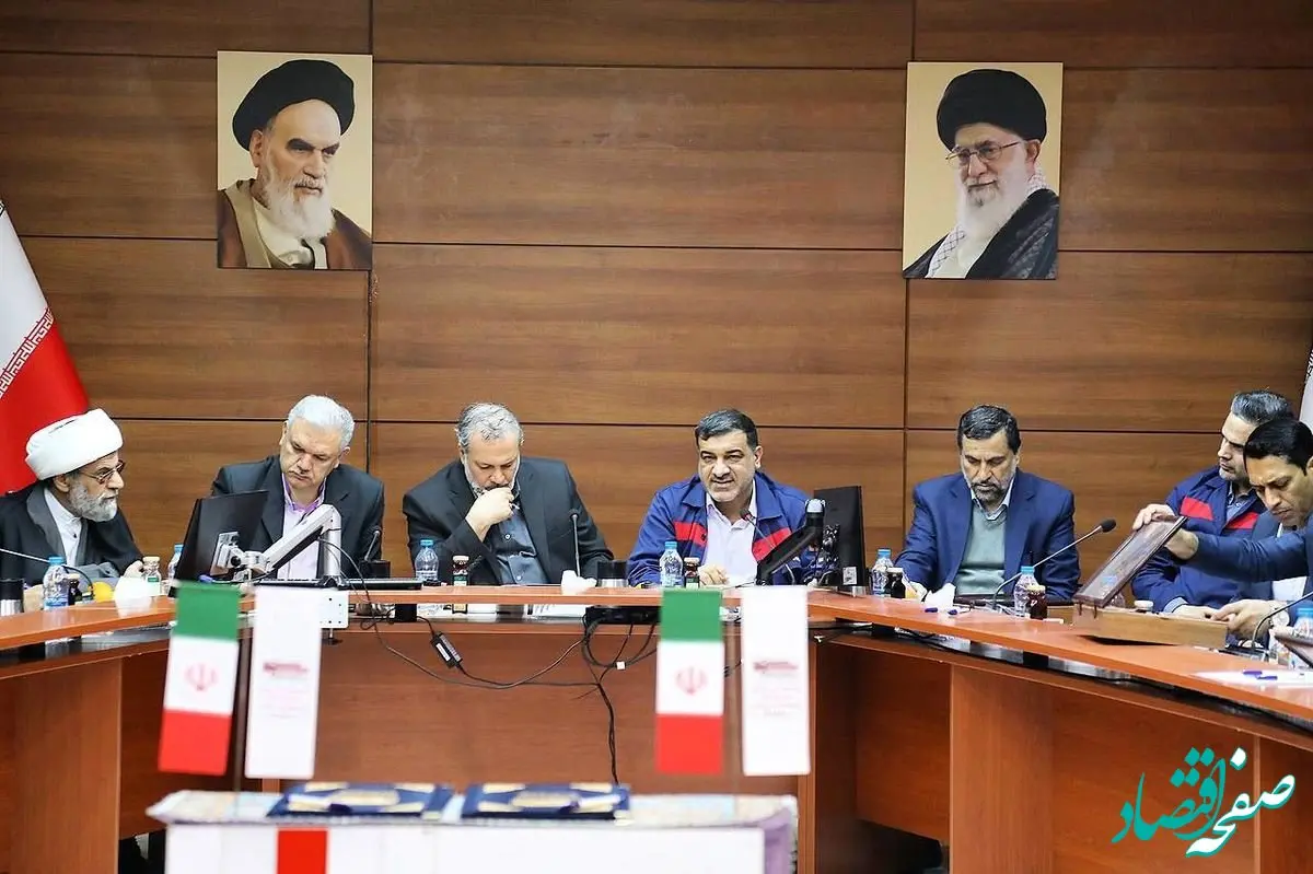 مدیرعامل شرکت فولاد اکسین خوزستان در دیدار با روسای دانشگاه آزاد کشور؛صنعت فولاد برای بروزرسانی نیاز به توان دانشگاه دارد