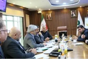 نشست ادواری معاون فناوری و نوآوری وزارت ارتباطات و فناوری اطلاعات با مدیرعامل پست بانک ایران برای حمایت از شرکت‌های دانش‌بنیان