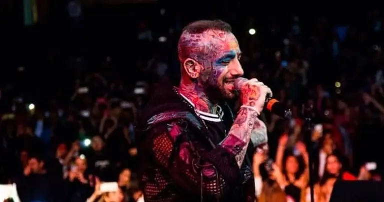 پست جنجالی تتلو خطاب به رونالدو؛وقتی برای توی "زوار در رفته"اینقد جمعیت میاد،برای دیدن من ۵برابر میان !