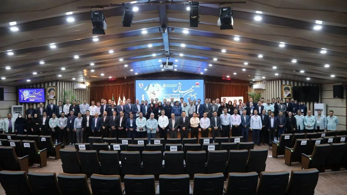 بررسی “آینده شیمی و آزمایشگاه‌های صنعت در حضور هوش مصنوعی” توسط شرکت فولاد هرمزگان