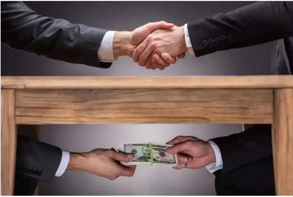 فساد مالی کلان در صنایع استراتژیک / وقتی منابع ملی در خطر است
