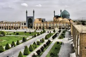 تجربه سفر سریع و راحت به نصف جهان؛ چرا پرواز به اصفهان ارزشش را دارد؟