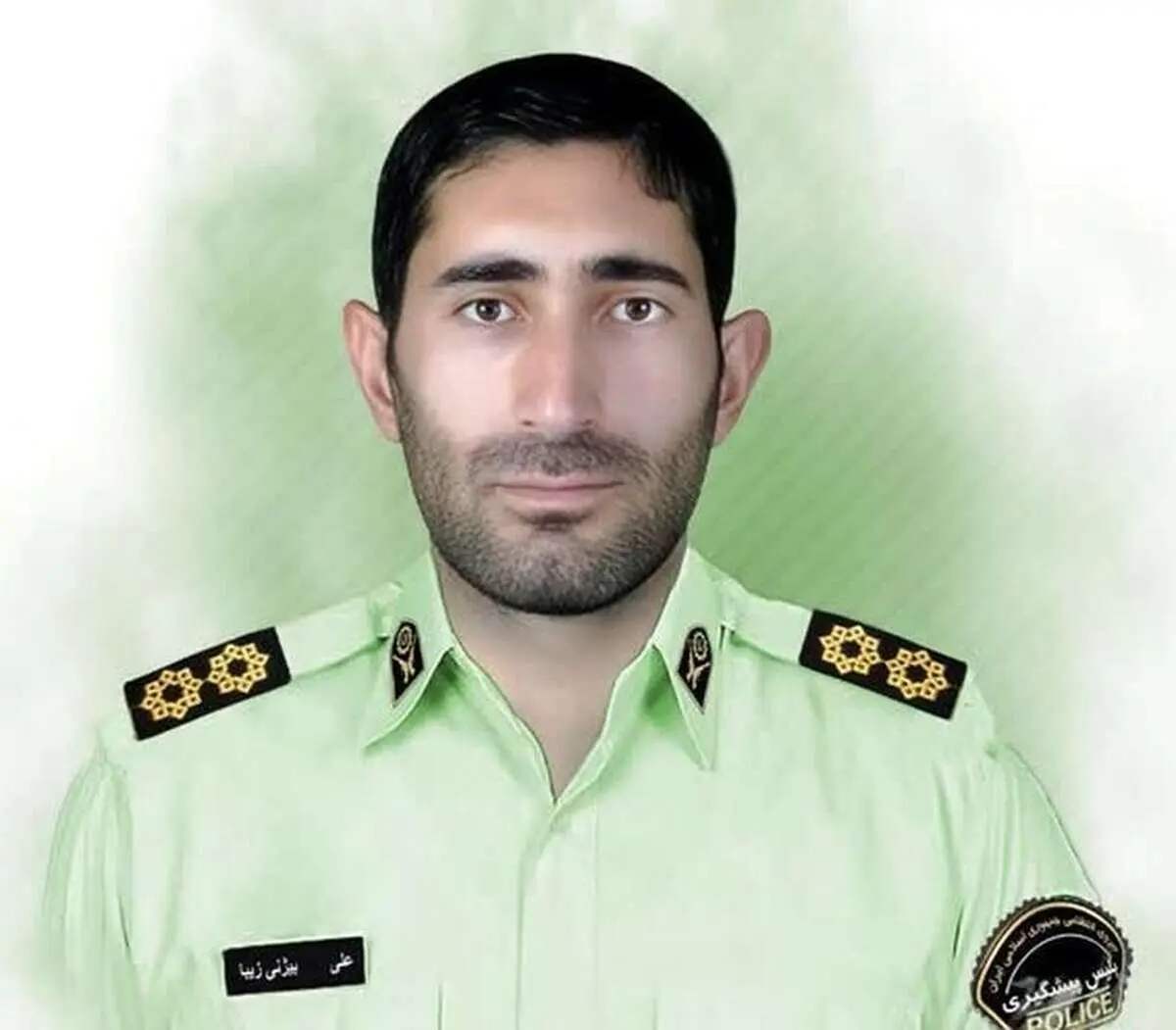 علی بیژنی که در حمله تروریستی به کلانتری شهرستان سیب وسوران به  شهادت رسید ، که بود؟