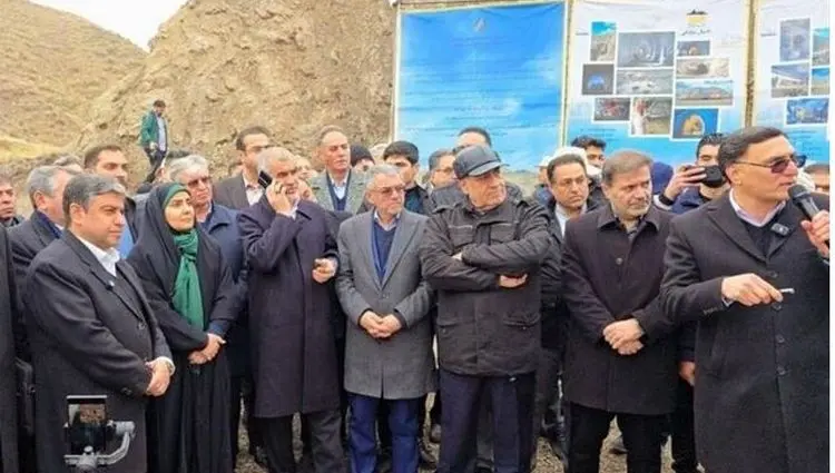 راه آهن میانه-اردبیل روی ریل ذوب آهن اصفهان به ایستگاه پایان رسید