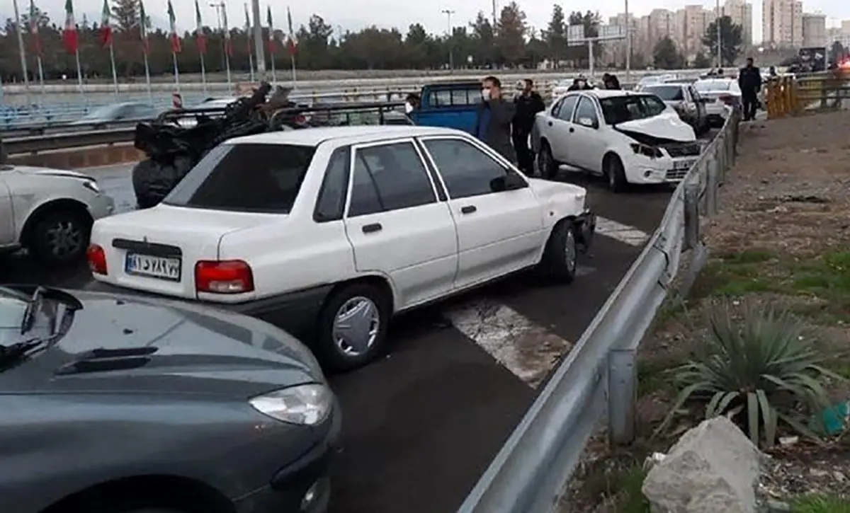 مرگ هولناک دو کارگر زن در مشهد / یک خودرو آنها را زیر گرفت 