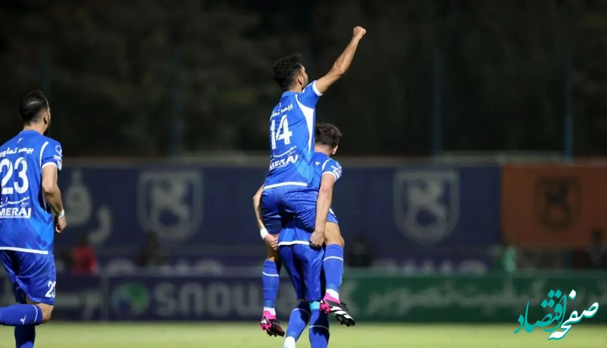 پس از ماجرای پرسپولیس و سپاهان ؛ آیا از آبی پوشان هم کسر امتیاز می شود ؟