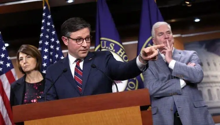 آخرین اظهارات رئیس مجلس نمایندگان آمریکا: گروهی هشت نفره از حمله به ایران اطلاع داشتند