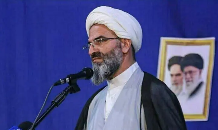 مرتضی مطیعی امام جمعه سمنان که به سمت جدید ظریف واکنش نشان داد، کیست؟ | چه نسبتی با این فرد معروف دارد؟ 