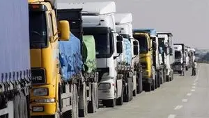 واکنش رئیس کل گمرک به علت وجود صف طولانی کامیون‌ها در مرز جمهوری آذربایجان 
