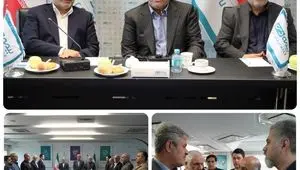بیمه دی در کنار خدمت به خانواده ایثارگران، الگویی موفق برای صنعت بیمه کشور است