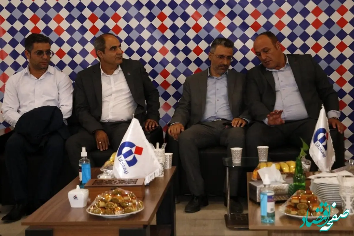 حضور و مشارکت فعالانه شعبه قزوین در نمایشگاه صنعت مالی