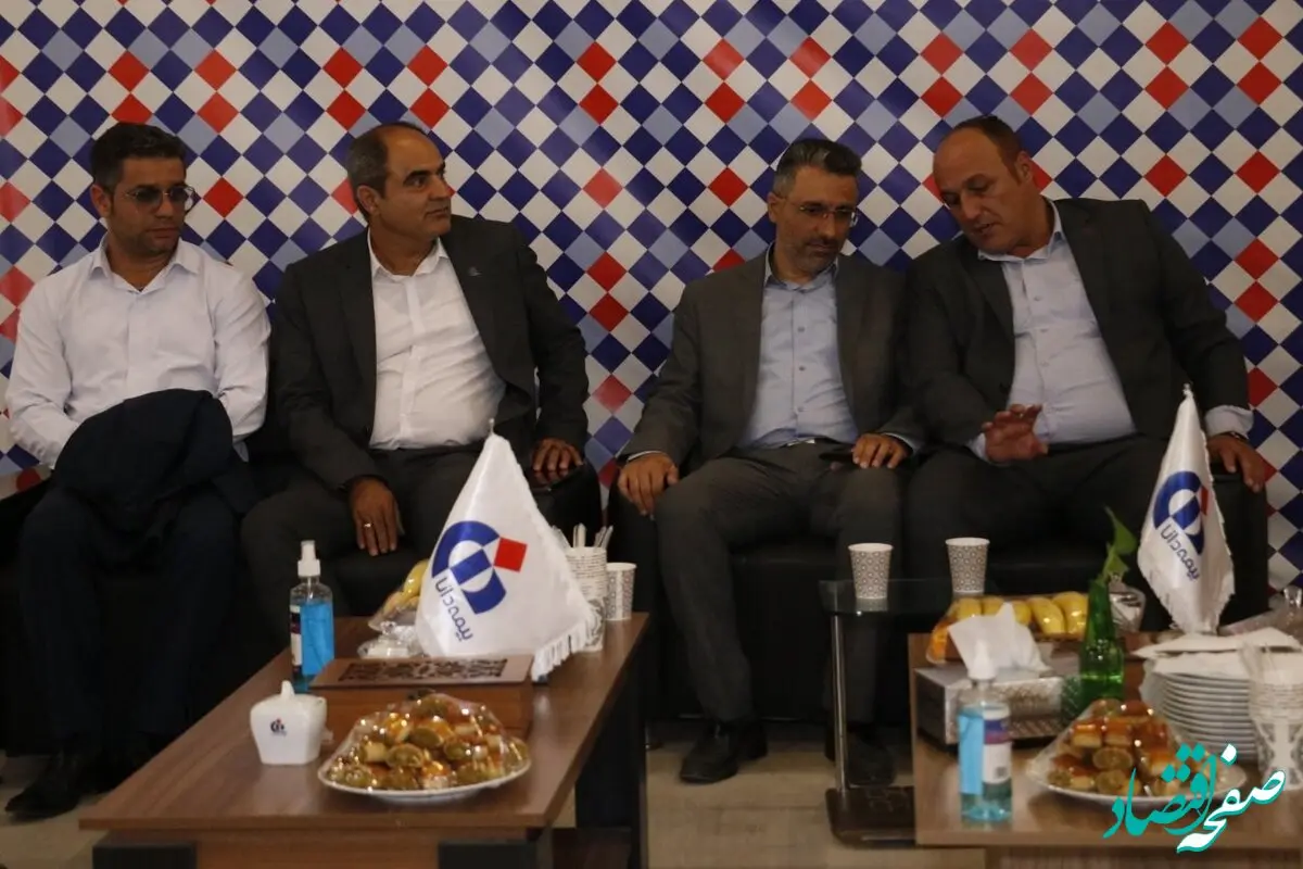 حضور و مشارکت فعالانه شعبه قزوین در نمایشگاه صنعت مالی