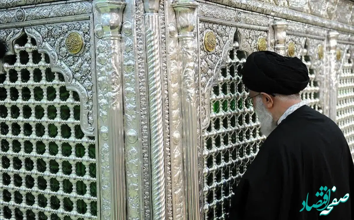 آیت‌الله خامنه‌ای در میان بارش دعاها؛ زیارت حرم معصومه و جمکران در بحبوحه مذاکرات | رهبر انقلاب به زیارت حرم حضرت معصومه و مسجد جمکران رفتند