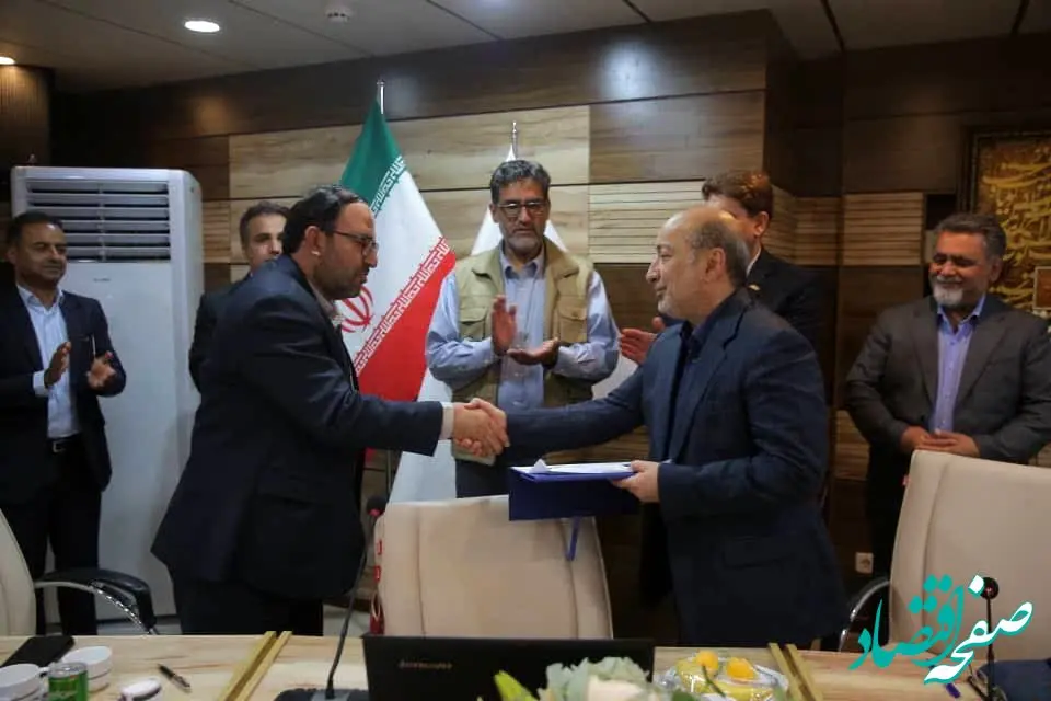 شروع یازدهمین سال حمایت مبین انرژی خلیج‌فارس از لاک‌پشت‌های منقار عقابی 