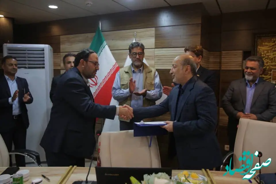 شروع یازدهمین سال حمایت مبین انرژی خلیج‌فارس از لاک‌پشت‌های منقار عقابی 