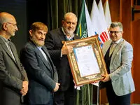 پتروشیمی پردیس شرکت برتر صادرات گرای ایران شد