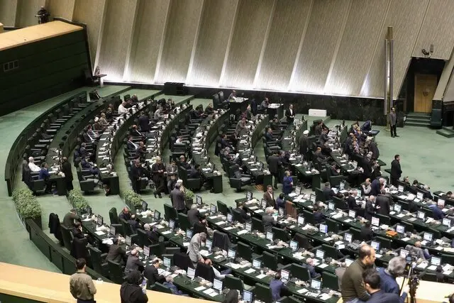 فوری؛ دو فوریت طرح تشدید مجازات همکاری‌کنندگان با اسرائیل تصویب شد