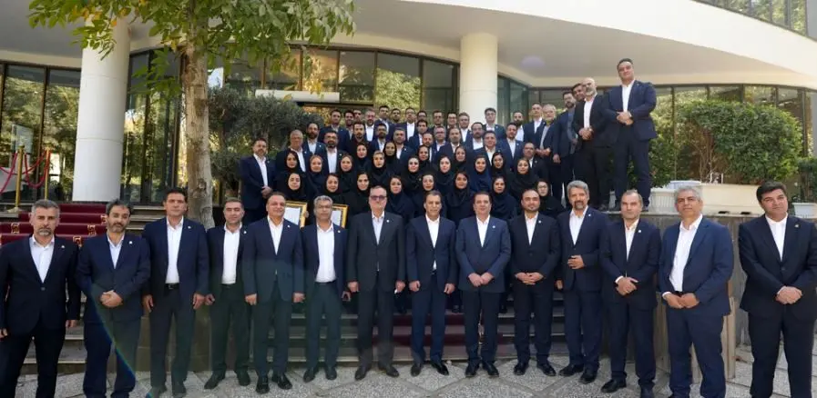 همایش سراسری مدیران بیمه تجارت‌نو با محوریت «تحول، هم‌افزایی و پیشبرد استراتژی‌ها» برگزار شد