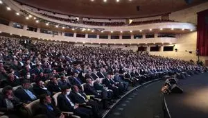 درخشش پرسنل بیمه اتکایی ایران معین درهمایش بیمه و توسعه